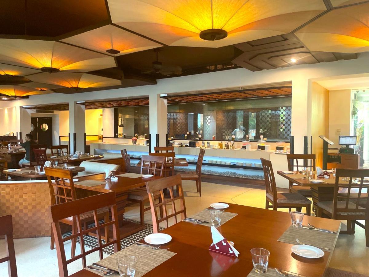 Plumeria Lake Resort & Spa Vayalar Exterior photo