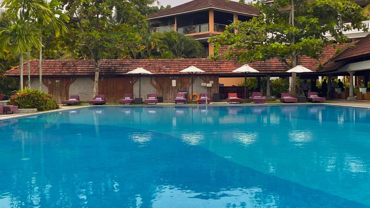 Plumeria Lake Resort & Spa Vayalar Exterior photo