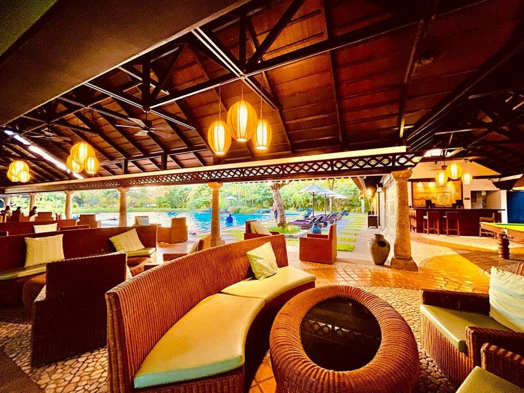 Plumeria Lake Resort & Spa Vayalar Exterior photo